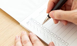 「うつっぽい？」 と思ったときは、ひとりで抱え込まず速やかに相談を