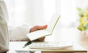 リハビリ勤務中の給与は無給？　労務提供の有無が境目に
