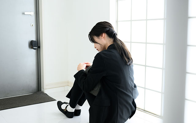 「仕事行きたくない……」拒否反応の例や要因、対処方法を解説