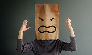 大人の癇癪とは？ 特徴や発達障害との関連性、怒りを抑える方法を徹底解説