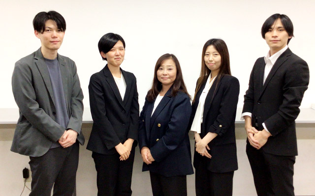 リワークセンター新宿南口スタッフ写真